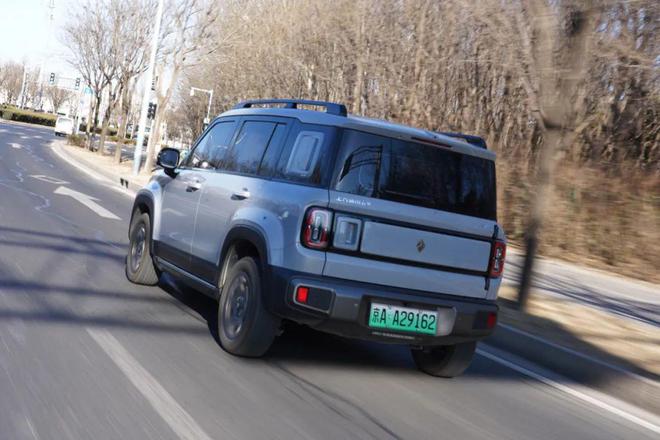 万块！大G同款侧开尾门还带智驾领航！m6米乐方盒子“越野车”售价只要10(图17)